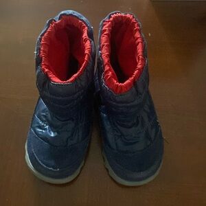 The North face blue boots  toddler size 8